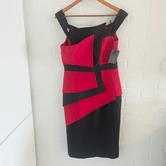 NWT Revolve x Black Halo Eve The Reina Dress Goth Off-the-shoulder Black Red 10 - Picture 1 of 14